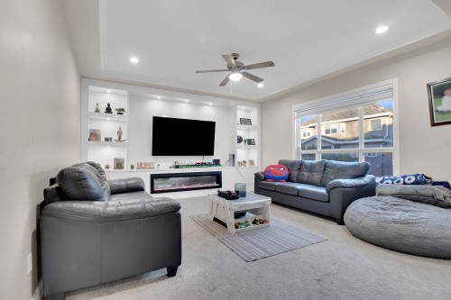 7690 146A Street, Surrey, BC 