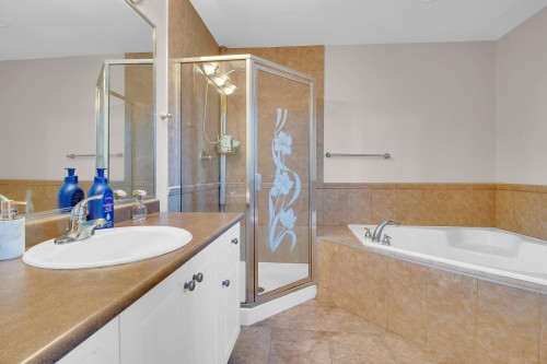 7690 146A Street, Surrey, BC 