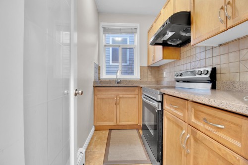 7690 146A Street, Surrey, BC 