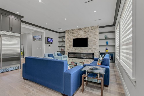 15046 76A Avenue, Surrey, BC - Indoor With Fireplace
