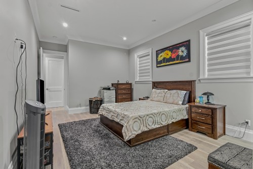 15046 76A Avenue, Surrey, BC - Indoor Photo Showing Bedroom