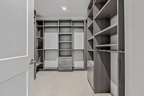 15046 76A Avenue, Surrey, BC - Indoor With Storage