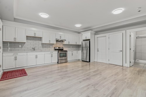 15046 76A Avenue, Surrey, BC - Indoor Photo Showing Kitchen