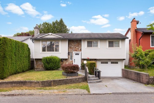 26481 30a Avenue  Langley, BC V4W 3E1