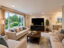 32041 Debreen Crescent, Abbotsford, BC  - Indoor Photo Showing Living Room 