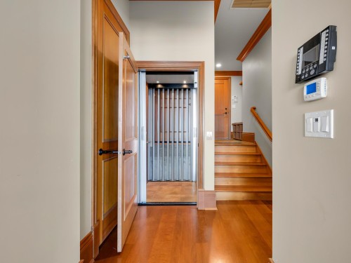 14334 Sunset Drive, White Rock, BC - Indoor Photo Showing Other Room
