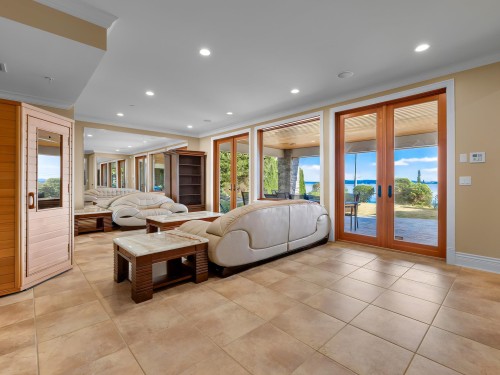 14334 Sunset Drive, White Rock, BC - Indoor