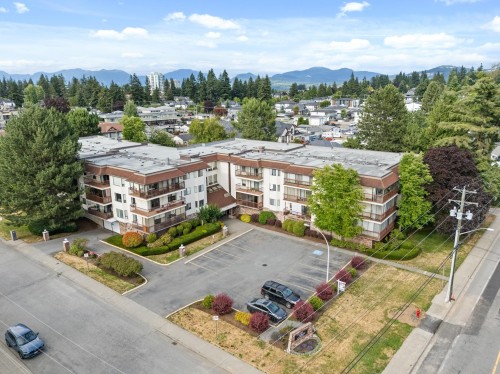 215-2414 Church Street  Abbotsford, BC V2T 3J7