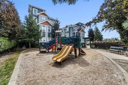 23-20856 76 Avenue, Langley, BC - Outdoor