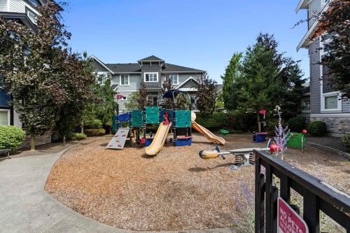 23-20856 76 Avenue, Langley, BC - Outdoor
