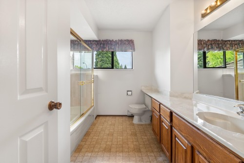 11621 Summit Crescent, Delta, BC 