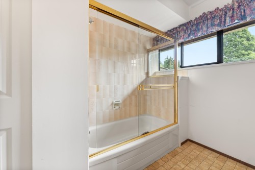 11621 Summit Crescent, Delta, BC 