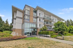 114-12039 64 Avenue Surrey, BC V3W 0R7