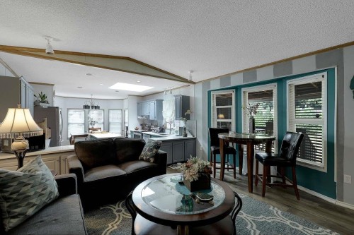 59-43201 Lougheed Highway, Mission, BC 