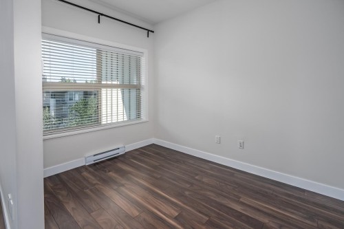 403-20219 54A Avenue, Langley, BC - Indoor Photo Showing Other Room