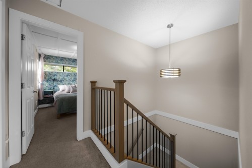 15879 Alder Place, Surrey, BC - Indoor Photo Showing Other Room