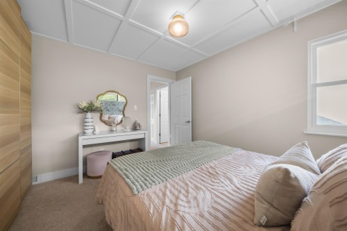 15879 Alder Place, Surrey, BC - Indoor Photo Showing Bedroom