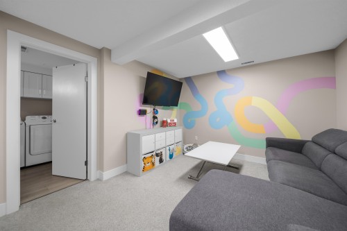 15879 Alder Place, Surrey, BC - Indoor