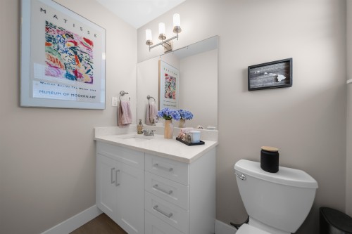 15879 Alder Place, Surrey, BC - Indoor Photo Showing Bathroom