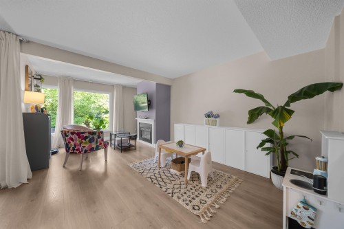 15879 Alder Place, Surrey, BC - Indoor