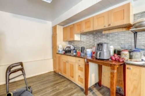 10926 80 Avenue, Delta, BC - Indoor Photo Showing Kitchen