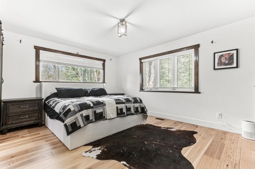 7025 Hesslea Crescent, Abbotsford, BC - Indoor Photo Showing Bedroom