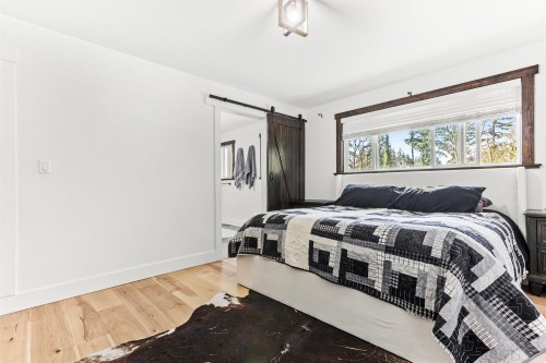 7025 Hesslea Crescent, Abbotsford, BC - Indoor Photo Showing Bedroom