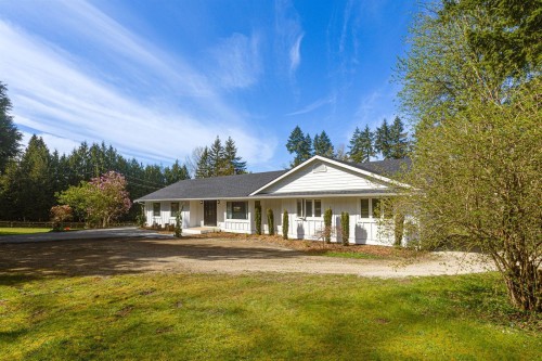 7025 Hesslea Crescent, Abbotsford, BC - Outdoor