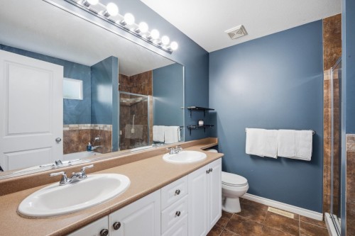 5-20582 67 Avenue, Langley, BC - Indoor Photo Showing Bathroom