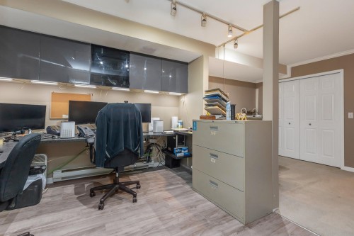 47-3380 Gladwin Road, Abbotsford, BC - Indoor Photo Showing Office
