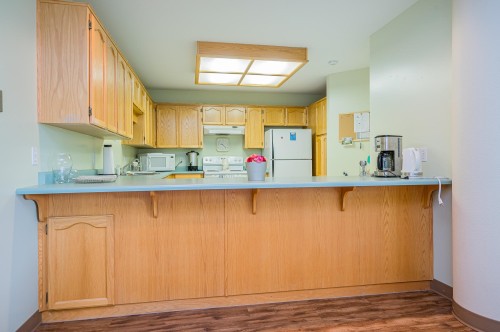 47-3380 Gladwin Road, Abbotsford, BC - Indoor Photo Showing Kitchen