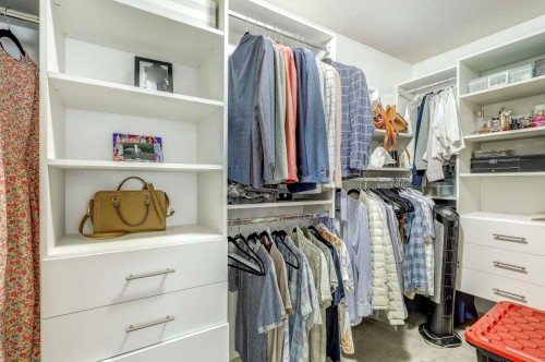 15341 80 Avenue, Surrey, BC - Indoor With Storage