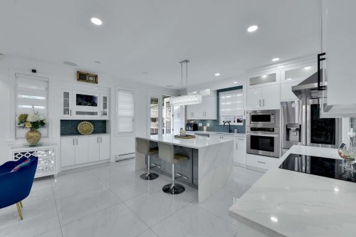 8825 131 Street, Surrey, BC - Indoor Photo Showing Kitchen With Upgraded Kitchen