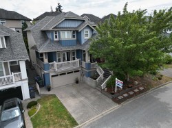 6074 163b Street Surrey, BC V3S 2H7