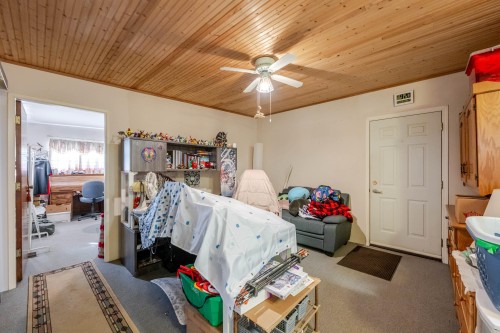 6976 Glover Road, Langley, BC 