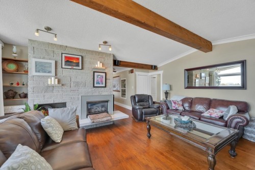 19717 48A Avenue, Langley, BC - Indoor Photo Showing Living Room With Fireplace