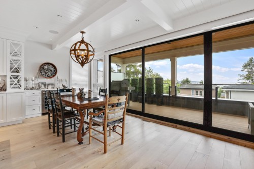 932 Ash Street, White Rock, BC - Indoor Photo Showing Dining Room