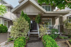 2914 152 Street Surrey, BC V4P 3K4