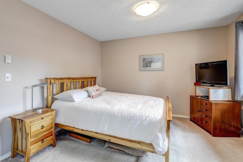 82-6622 Baker Road, Delta, BC - Indoor Photo Showing Bedroom