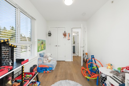 9-19790 55A Avenue, Langley, BC - Indoor Photo Showing Other Room