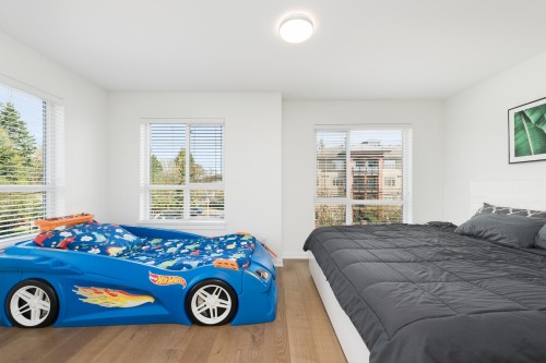 9-19790 55A Avenue, Langley, BC - Indoor Photo Showing Bedroom