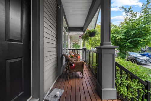 18565 67 Avenue, Surrey, BC - Outdoor With Exterior