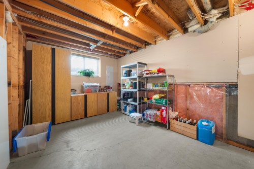18565 67 Avenue, Surrey, BC - Indoor Photo Showing Basement
