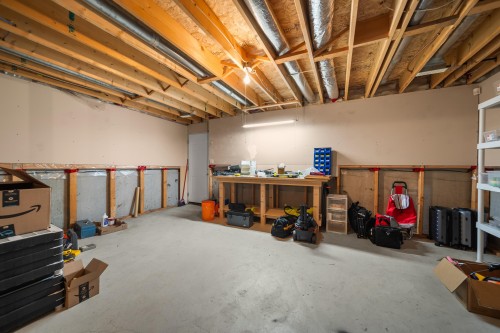 18565 67 Avenue, Surrey, BC - Indoor Photo Showing Basement