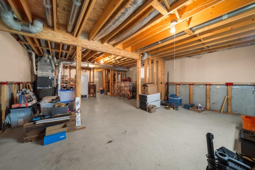 18565 67 Avenue, Surrey, BC - Indoor Photo Showing Basement