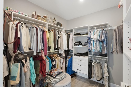 11554 92A Avenue, Delta, BC - Indoor With Storage
