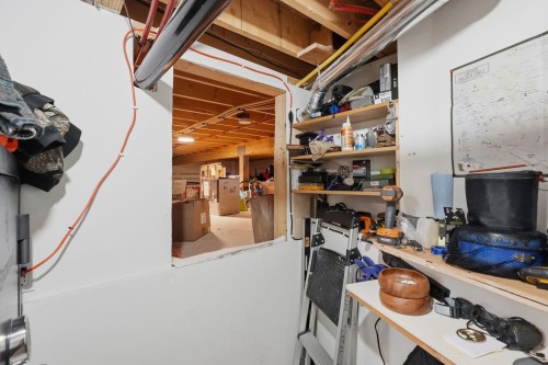 11554 92A Avenue, Delta, BC - Indoor Photo Showing Other Room