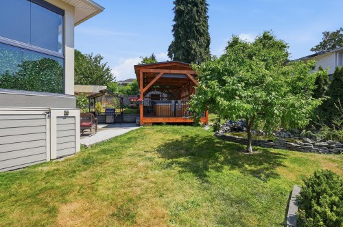 11554 92A Avenue, Delta, BC - Outdoor With Deck Patio Veranda