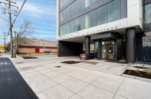 4205-10750 135a Street , Surrey, BC V3T 0V4 4