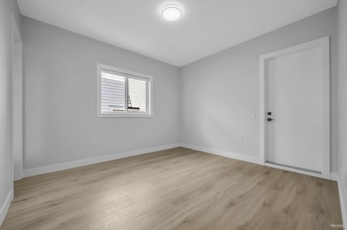 11342 River Road, Surrey, BC - Indoor Photo Showing Other Room